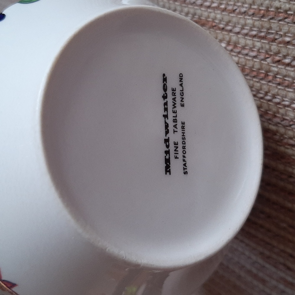 💋FREE WITH PURCHASE OVER $20💋 Midwinter set of 2 vintage cups - Picture 6 of 9
